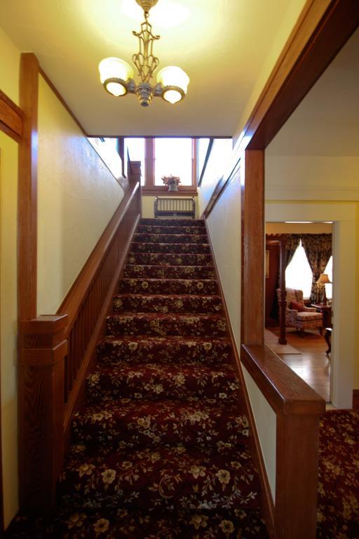 Shorelight Inn ベニシア エクステリア 写真